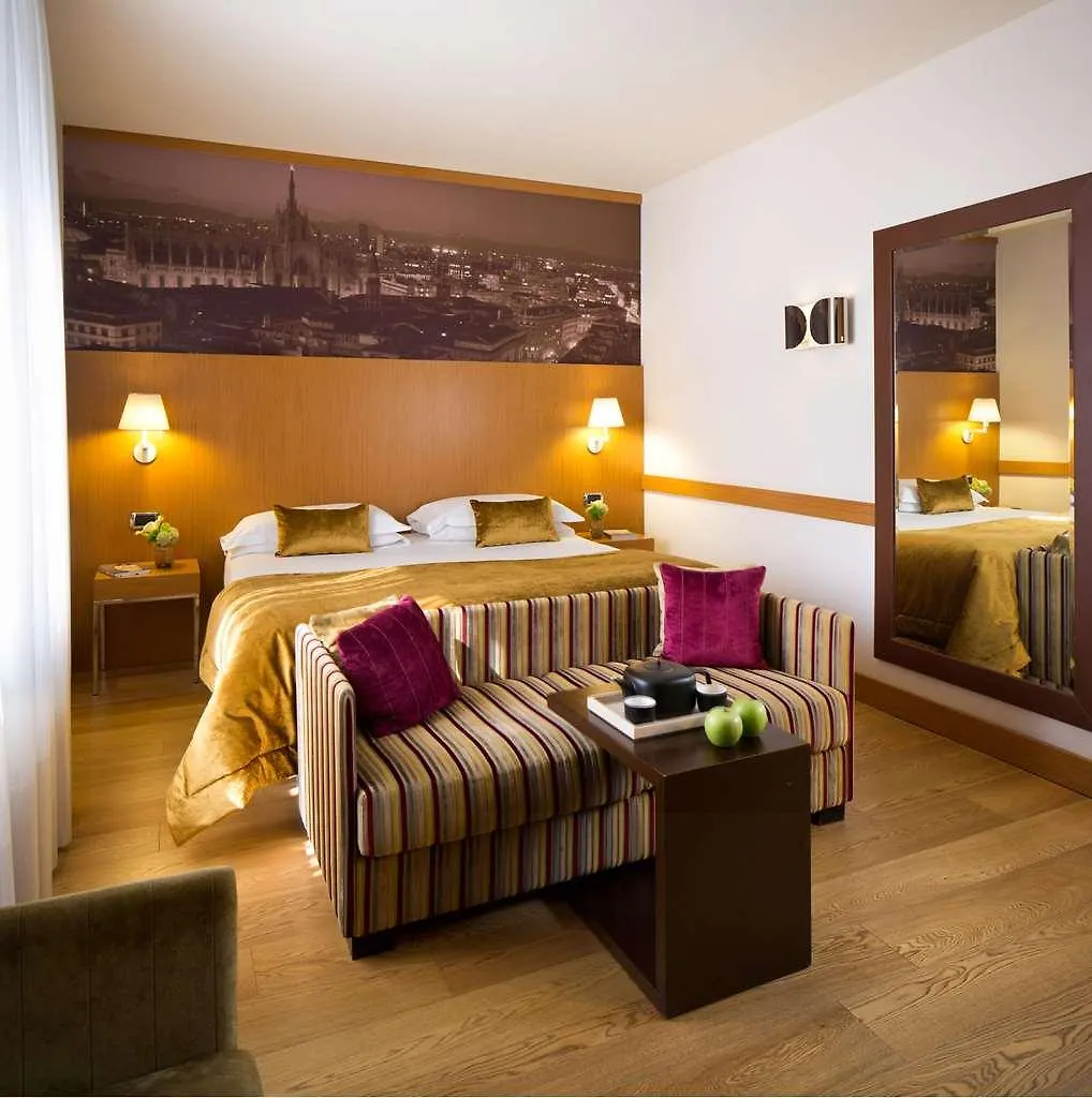 Отель Starhotels Tourist Милан