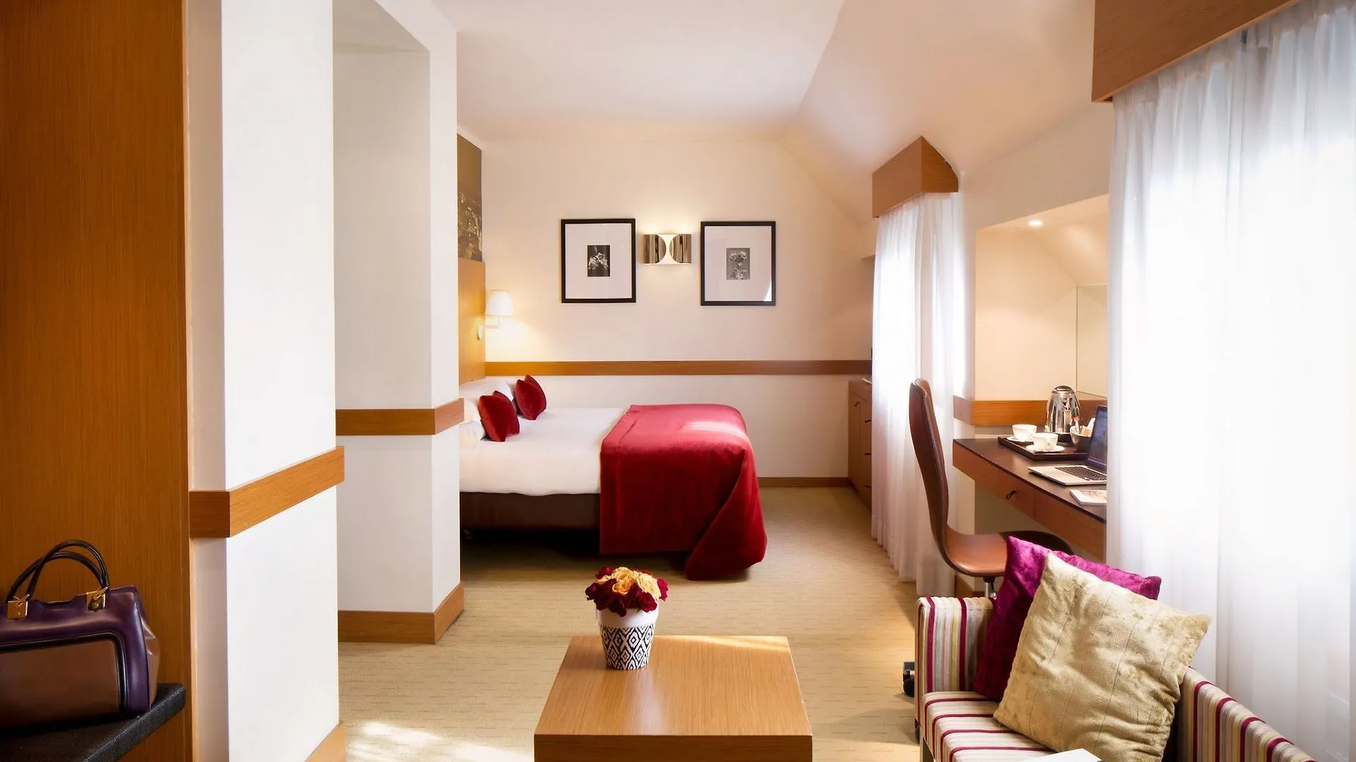 Starhotels Tourist Милан Отель