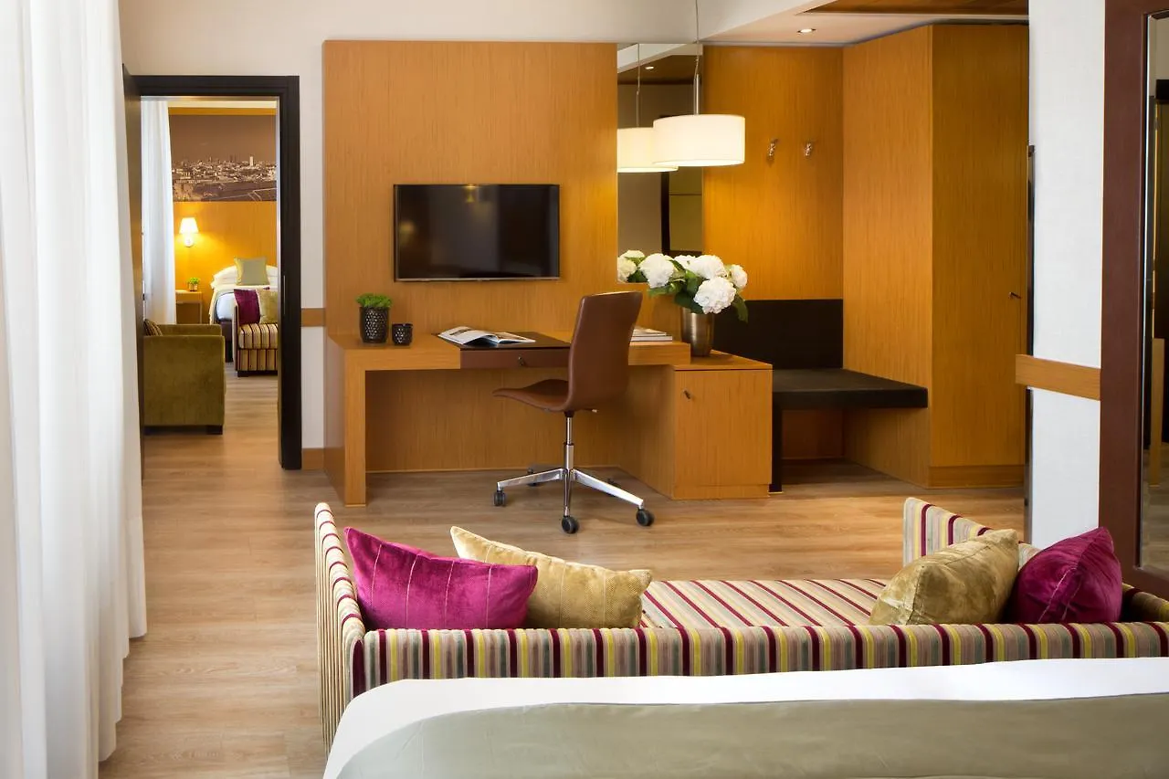 Starhotels Tourist Милан