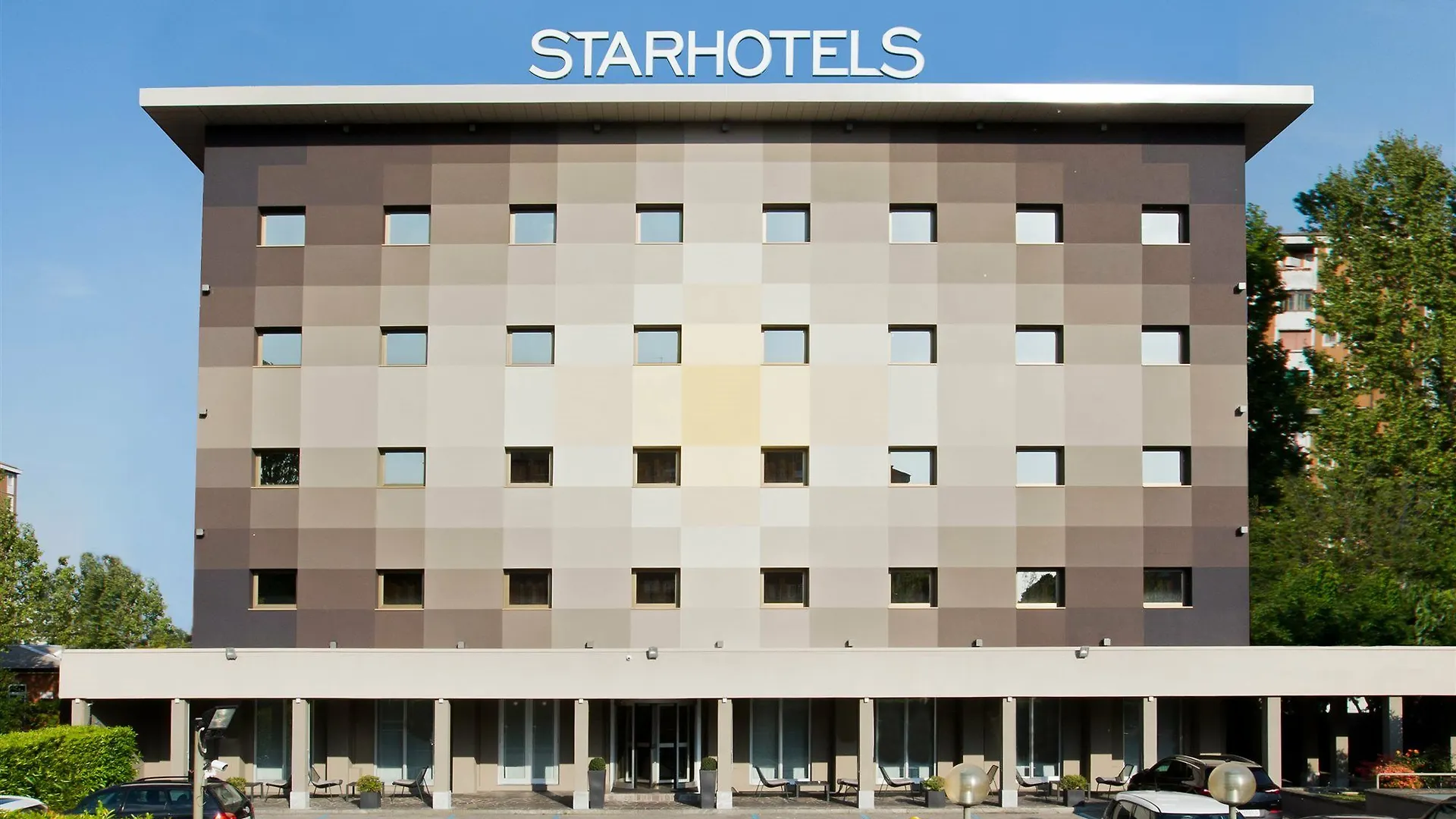 **** Отель Starhotels Tourist Милан Италия